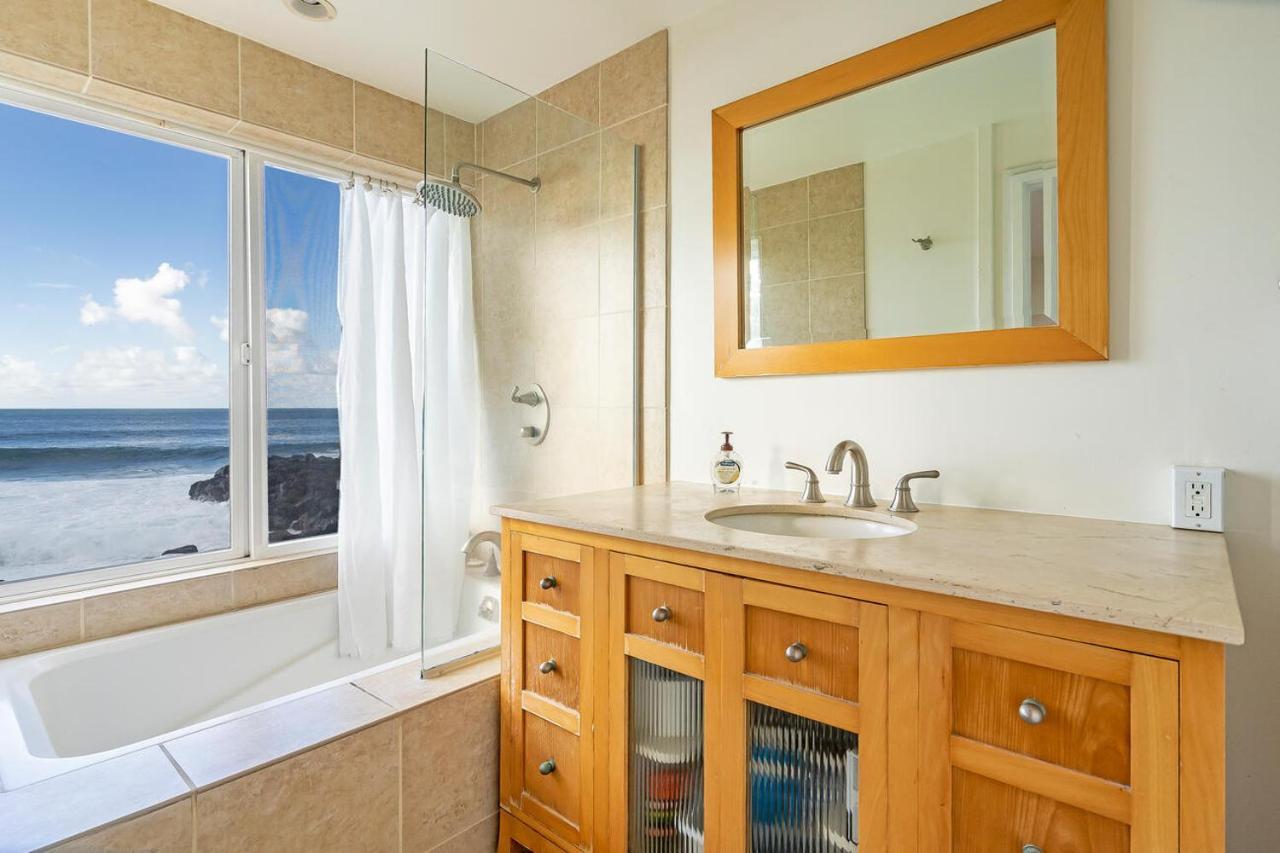 האלאיווה Waimea Bay Shoreline House מראה חיצוני תמונה